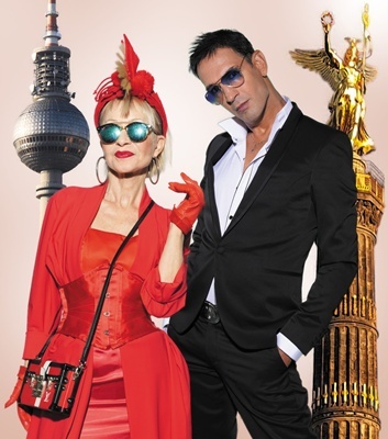 SB-Kisses-Presse-scaled.jpg