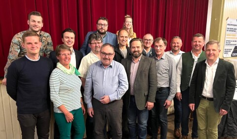 Vorstand Garching.jpg Vorstand Garching.jpg